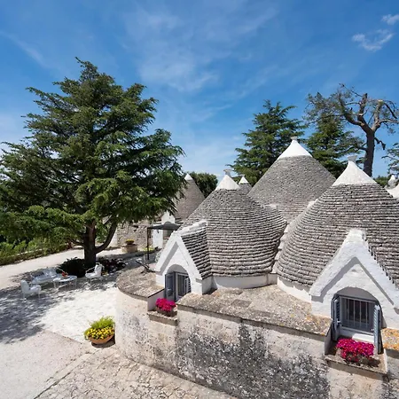 Trulli Del Minareto Villa
